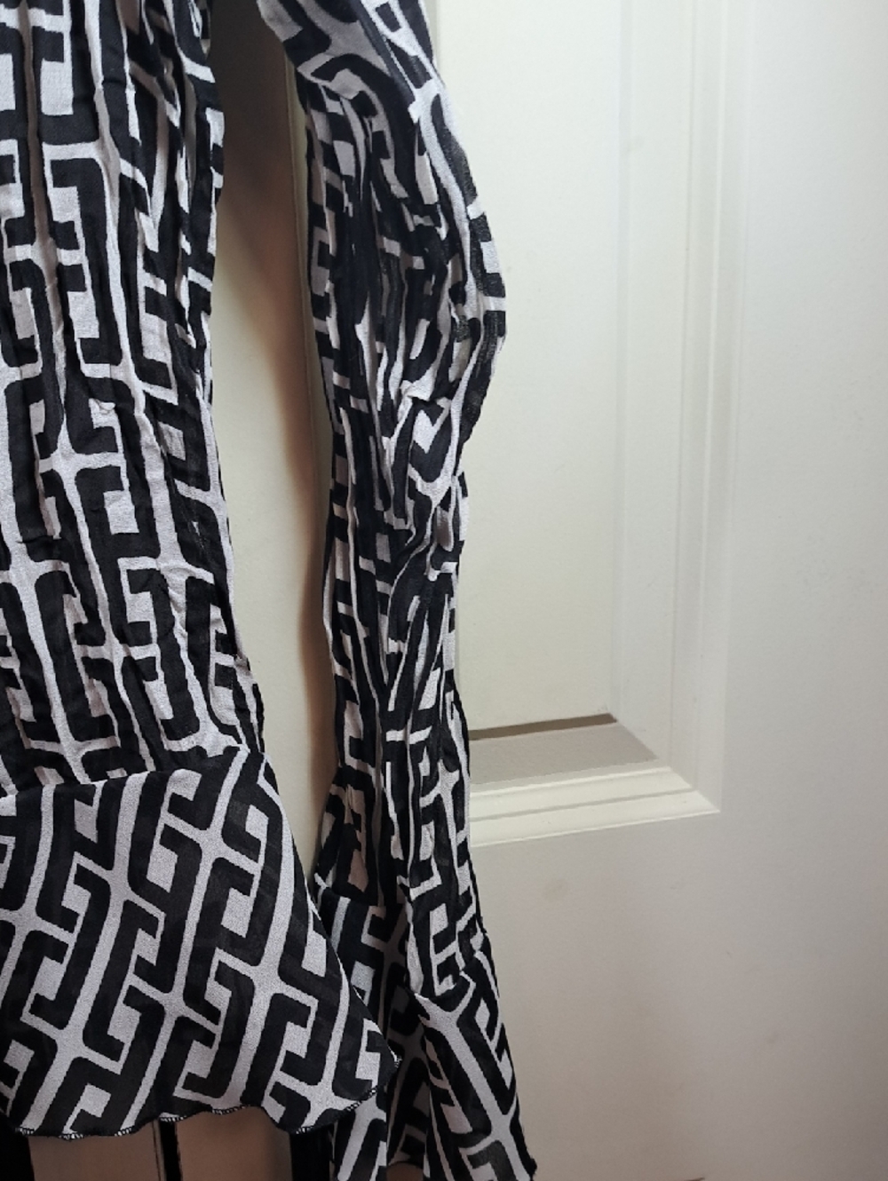 Worthington Black & White Geometric Ruffle Front Blouse - Picture 4 of 7